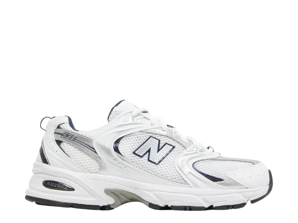 รองเท้าผ้าใบสีขาว ผู้หญิง New Balance 530 White Silver Navy