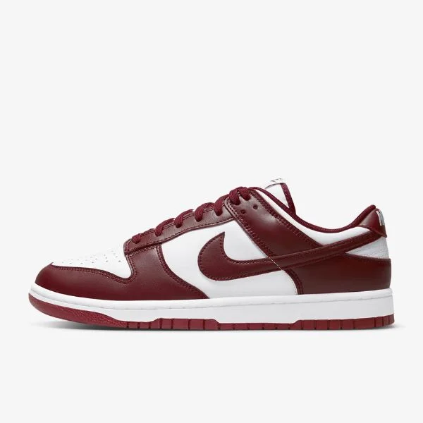 Nike Dunk Low Retro สีแดง